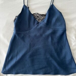 Wilfred Aritzia Lace Top
